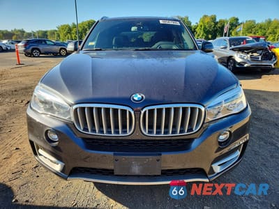 Piąte zdjęcie samochodu w środku: 2017 BMW X5 XDRIVE35I VIN:5UXKR0C3XH0V74488 - miniatura