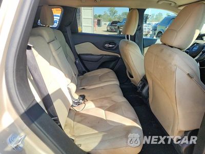Zdjęcie 10 z 13 samochodu: 2015 JEEP CHEROKEE LATITUDE VIN:1C4PJMCS5FW641828 - miniatura