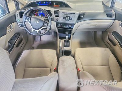 Zdjęcie 8 z 12 samochodu: 2012 HONDA CIVIC LX VIN:19XFB2F5XCE078333 - miniatura