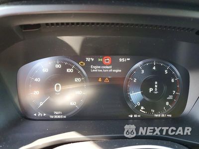 Zdjęcie 9 z 13 samochodu: 2021 VOLVO XC40 T5 MOMENTUM VIN:YV4162UK3M2424922 - miniatura