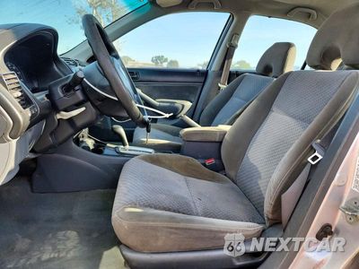 Zdjęcie 7 z 12 samochodu: 2004 HONDA CIVIC DX VP VIN:1HGES16384L004830 - miniatura