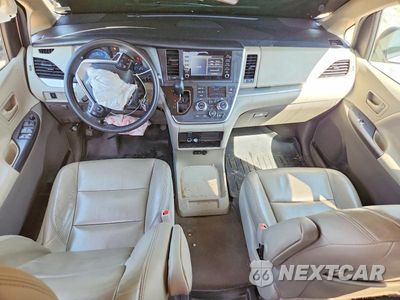 Zdjęcie 8 z 14 samochodu: 2020 TOYOTA SIENNA L VIN:5TDZZ3DC3LS082276 - miniatura