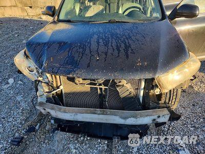 Zdjęcie 12 z 14 samochodu: 2012 TOYOTA HIGHLANDER LIMITED VIN:5TDDK3EH9CS149164 - miniatura