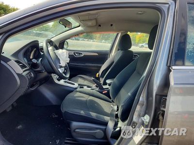 Zdjęcie 7 z 13 samochodu: 2015 NISSAN SENTRA S VIN:3N1AB7AP0FY356081 - miniatura