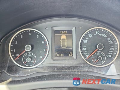 Zdjęcie 9 z 12 samochodu: 2016 VOLKSWAGEN TIGUAN S VIN:WVGBV7AX8GW607815 - miniatura