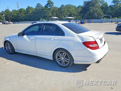 Drugie zdjęcie samochodu z przodu: 2014 MERCEDES-BENZ C 250 VIN:WDDGF4HB5ER310129 - miniatura