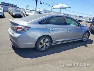 Trzecie zdjęcie samochodu z tyłu: 2016 HYUNDAI SONATA HYBRID LIMITED VIN:KMHE34L18GA027567 - miniatura
