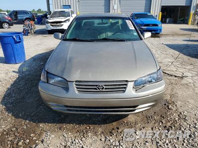 Piąte zdjęcie samochodu w środku: 1997 TOYOTA CAMRY LE VIN:4T1BG22K1VU098594 - miniatura