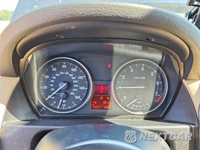 Zdjęcie 9 z 12 samochodu: 2014 BMW X1 XDRIVE28I VIN:WBAVL1C59EVY18182 - miniatura
