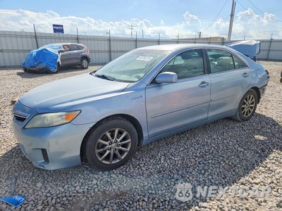 2010 TOYOTA CAMRY HYBRID 4T1BB3EK9AU125826 - główne zdjęcie licytacji z USA - miniatura