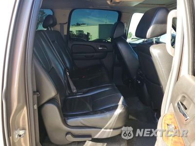 Zdjęcie 11 z 13 samochodu: 2007 CHEVROLET SUBURBAN C1500 VIN:1GNFC16J57R221453 - miniatura