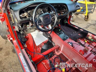 Zdjęcie 8 z 13 samochodu: 2016 DODGE CHALLENGER R/T SCAT PACK VIN:2C3CDZFJ0GH201624 - miniatura