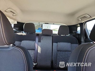Zdjęcie 10 z 13 samochodu: 2025 NISSAN KICKS SV VIN:3N8AP6CAXSL335039 - miniatura