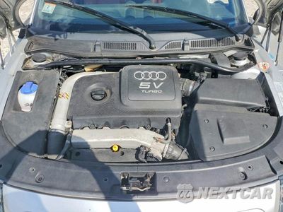Zdjęcie 11 z 12 samochodu: 2001 AUDI TT QUATTRO VIN:TRUUT28N611014880 - miniatura