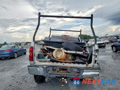 Zdjęcie 6 z 12 samochodu: 2011 CHEVROLET SILVERADO K1500 LT VIN:1GCRKSE36BZ408078 - miniatura