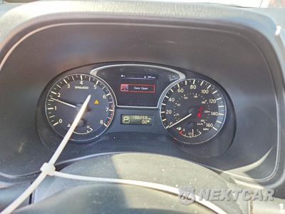Zdjęcie 9 z 13 samochodu: 2015 NISSAN PATHFINDER S VIN:5N1AR2MN2FC708149 - miniatura