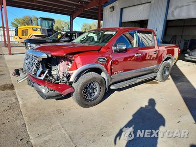 2017 NISSAN TITAN PLATINUM RESERVE 1N6AA1E56HN501398 - główne zdjęcie licytacji z USA - miniatura
