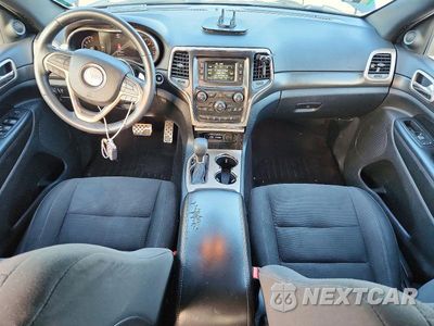 Zdjęcie 8 z 12 samochodu: 2016 JEEP GRAND CHEROKEE LAREDO VIN:1C4RJFAG2GC444475 - miniatura