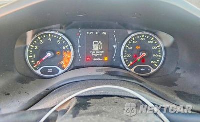 Zdjęcie 9 z 12 samochodu: 2017 JEEP RENEGADE SPORT VIN:ZACCJAAB9HPF69354 - miniatura
