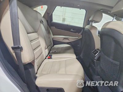 Zdjęcie 11 z 14 samochodu: 2019 KIA SORENTO EX V6 VIN:5XYPHDA51KG509570 - miniatura