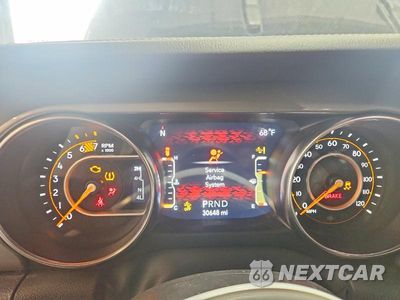 Zdjęcie 9 z 14 samochodu: 2022 JEEP WRANGLER UNLIMITED SAHARA VIN:1C4HJXEN2NW112283 - miniatura