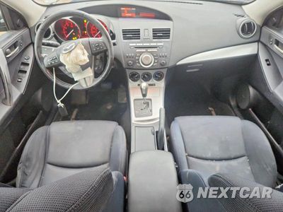 Zdjęcie 8 z 13 samochodu: 2010 MAZDA 3 S VIN:JM1BL1S56A1197007 - miniatura