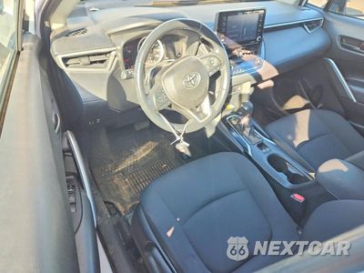 Zdjęcie 8 z 13 samochodu: 2022 TOYOTA COROLLA CROSS LE VIN:7MUCAABG4NV011569 - miniatura