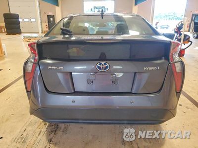 Zdjęcie 6 z 12 samochodu: 2017 TOYOTA PRIUS FOUR VIN:JTDKARFU2H3541873 - miniatura