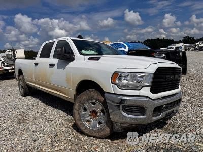 Czwarte zdjęcie samochodu z boku: 2024 RAM 2500 TRADESMAN VIN:3C6UR4HJ0RG175733 - miniatura