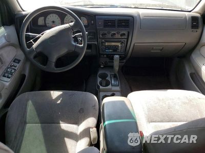 Zdjęcie 8 z 13 samochodu: 2001 TOYOTA TACOMA DOUBLE CAB PRERUNNER VIN:5TEGN92N01Z772254 - miniatura
