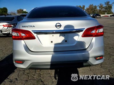 Zdjęcie 6 z 12 samochodu: 2019 NISSAN SENTRA S VIN:3N1AB7AP1KY237627 - miniatura