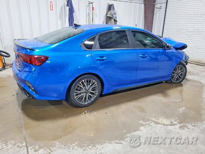 Trzecie zdjęcie samochodu z tyłu: 2023 KIA FORTE GT LINE VIN:3KPF54AD8PE627180 - miniatura