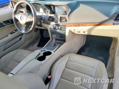 Zdjęcie 8 z 12 samochodu: 2010 MERCEDES-BENZ E 350 VIN:WDDKJ5GB5AF037110 - miniatura
