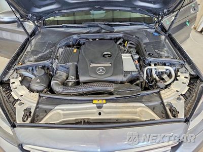 Zdjęcie 11 z 13 samochodu: 2017 MERCEDES-BENZ C 300 4MATIC VIN:55SWF4KB2HU223361 - miniatura