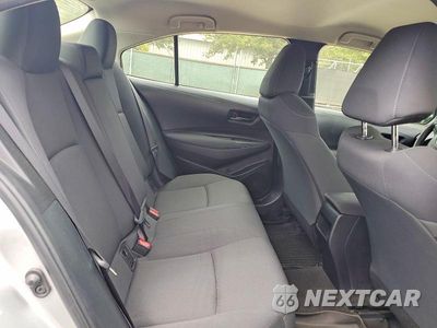 Zdjęcie 10 z 12 samochodu: 2022 TOYOTA COROLLA LE VIN:JTDEPMAEXNJ192127 - miniatura