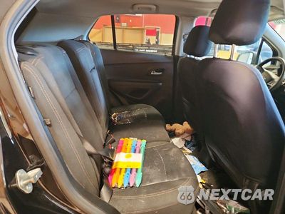 Zdjęcie 10 z 12 samochodu: 2019 CHEVROLET TRAX LS VIN:3GNCJNSB9KL360015 - miniatura