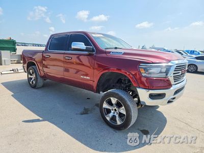 Czwarte zdjęcie samochodu z boku: 2019 RAM 1500 LARAMIE VIN:1C6SRFJT1KN787127 - miniatura