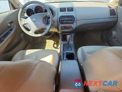 Zdjęcie 8 z 13 samochodu: 2002 NISSAN ALTIMA 3.5 SE VIN:1N4BL11D22C119067 - miniatura
