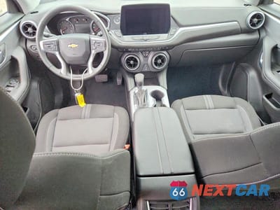 Zdjęcie 8 z 13 samochodu: 2026 CHEVROLET BLAZER 2LT VIN:3GNKBCR40TS148115 - miniatura