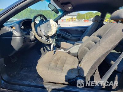 Zdjęcie 7 z 13 samochodu: 1998 FORD MUSTANG VIN:1FAFP4049WF102795 - miniatura