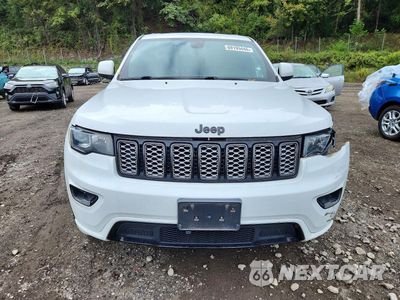 Piąte zdjęcie samochodu w środku: 2018 JEEP GRAND CHEROKEE LAREDO VIN:1C4RJFAG5JC356978 - miniatura