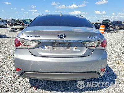 Zdjęcie 6 z 13 samochodu: 2015 HYUNDAI SONATA HYBRID BASE VIN:KMHEC4A42FA120144 - miniatura