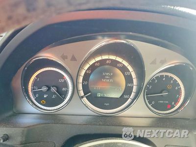 Zdjęcie 9 z 12 samochodu: 2010 MERCEDES-BENZ C 300 VIN:WDDGF5EB4AR086484 - miniatura