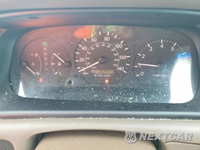 Zdjęcie 9 z 12 samochodu: 2000 TOYOTA CAMRY LE VIN:4T1BG22K2YU658160 - miniatura