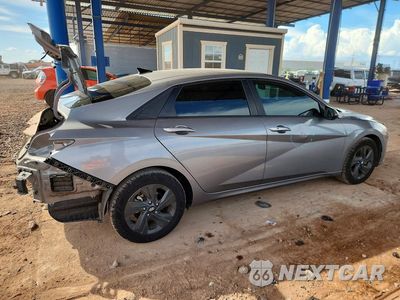 Trzecie zdjęcie samochodu z tyłu: 2023 HYUNDAI ELANTRA SEL VIN:KMHLM4AG4PU599939 - miniatura