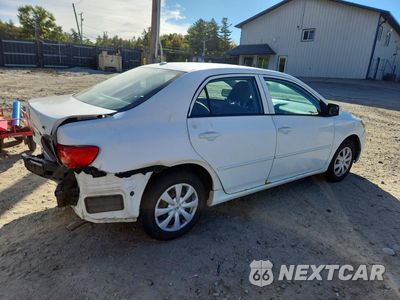 Trzecie zdjęcie samochodu z tyłu: 2010 TOYOTA COROLLA LE VIN:2T1BU4EE1AC272377 - miniatura