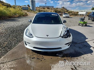Piąte zdjęcie samochodu w środku: 2022 TESLA MODEL 3 VIN:5YJ3E1EC6NF295380 - miniatura