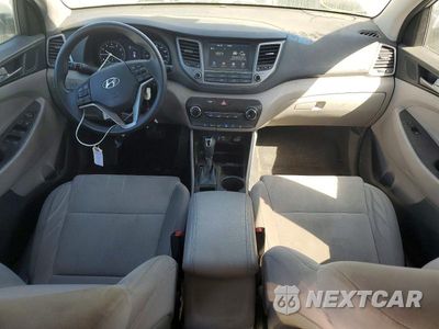 Zdjęcie 8 z 13 samochodu: 2018 HYUNDAI TUCSON SEL VIN:KM8J33A41JU684917 - miniatura