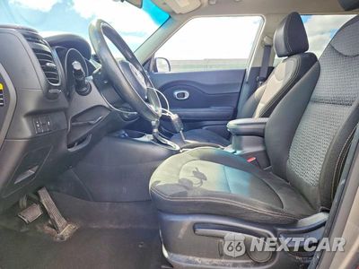 Zdjęcie 7 z 13 samochodu: 2015 KIA SOUL + VIN:KNDJP3A54F7212427 - miniatura
