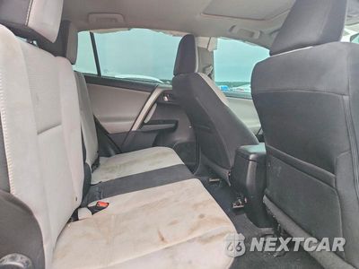 Zdjęcie 11 z 13 samochodu: 2018 TOYOTA RAV4 XLE VIN:2T3WFREV7JW411345 - miniatura